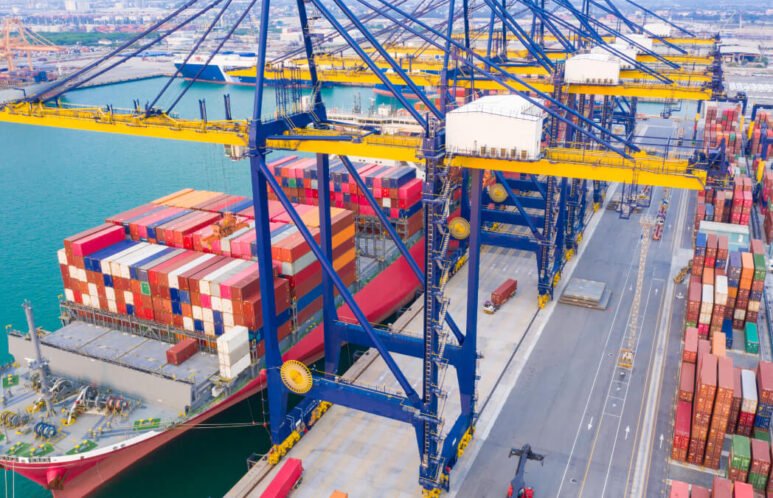 7 Ways to Prevent Delays in Your Logistics Workflow
