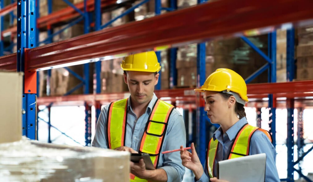 Why Clients Stay With Reliable Logistics Partners